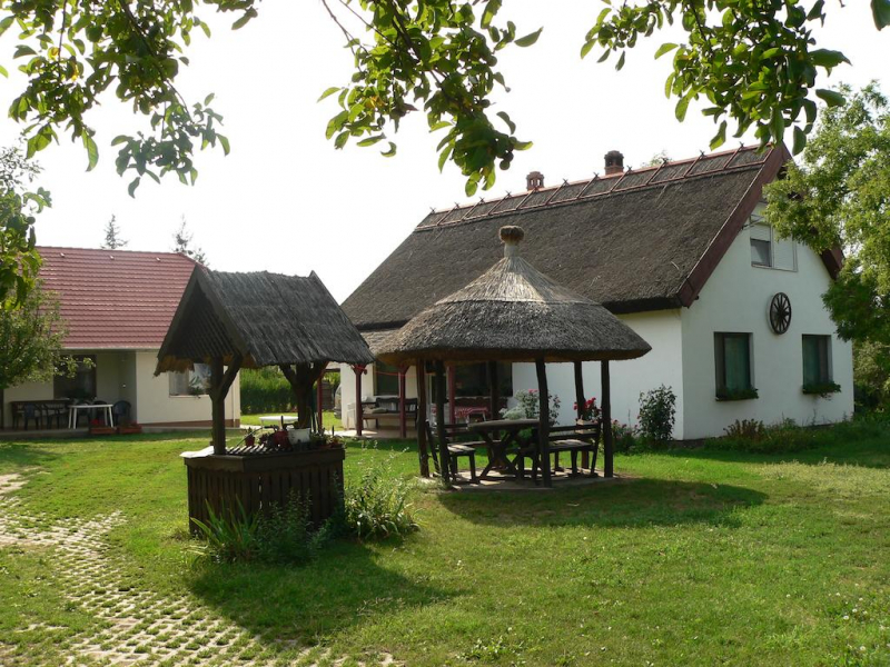 Bárándi Koroknai Porta