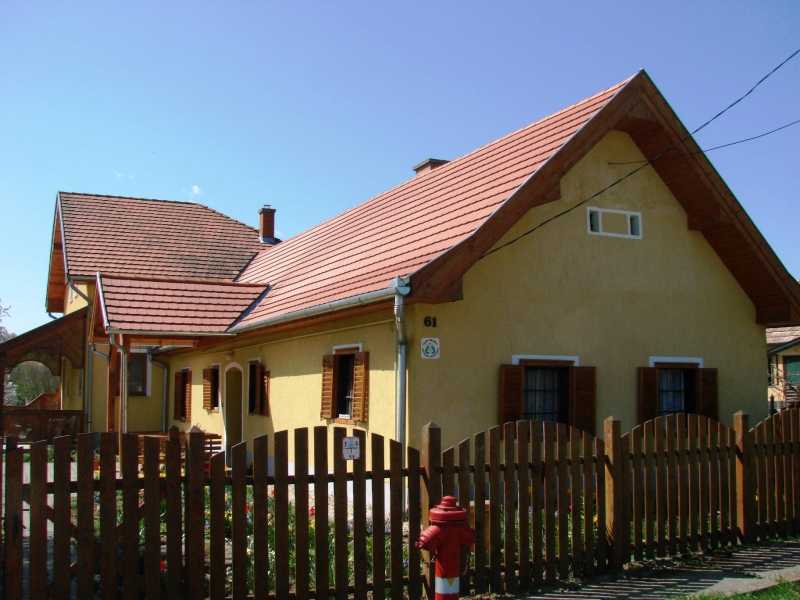 Benkő Vendégház - Kiskutas