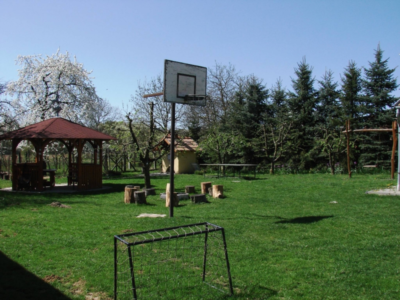 Benkő Vendégház - Kiskutas