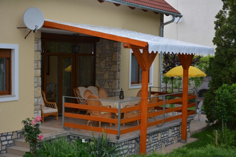 Berta Apartmanház - Balatonföldvár