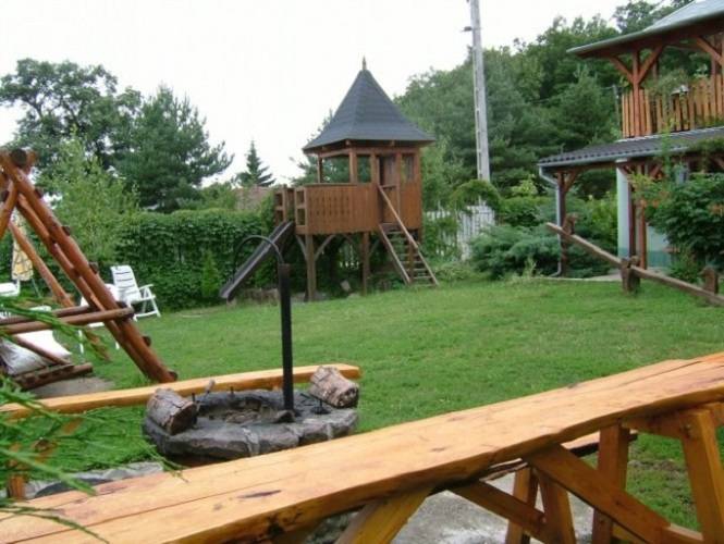 Börzsönyalja Vendégház - Diósjenő