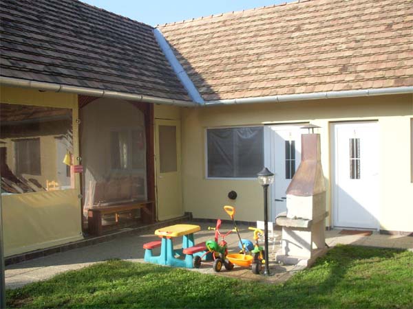 Cserke Gyöngye apartman - Cserkeszőlő