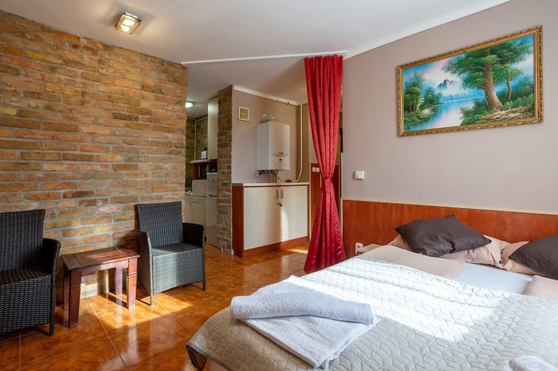 Gáspi Vendég és Apartmanház - Alsóörs