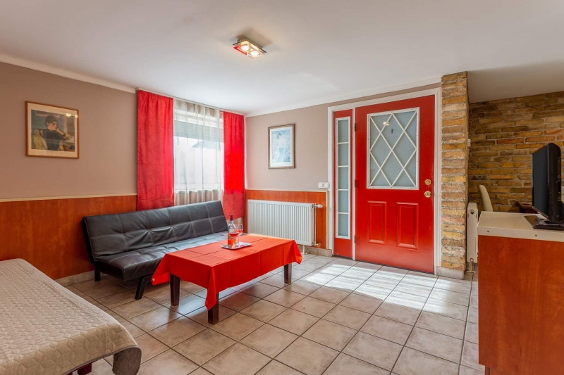 Gáspi Vendég és Apartmanház - Alsóörs