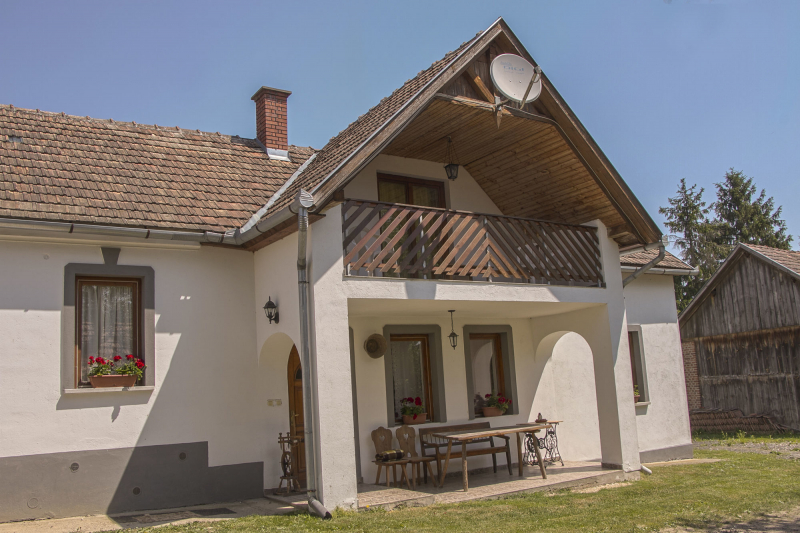 Kópic Vendégház - Szatta