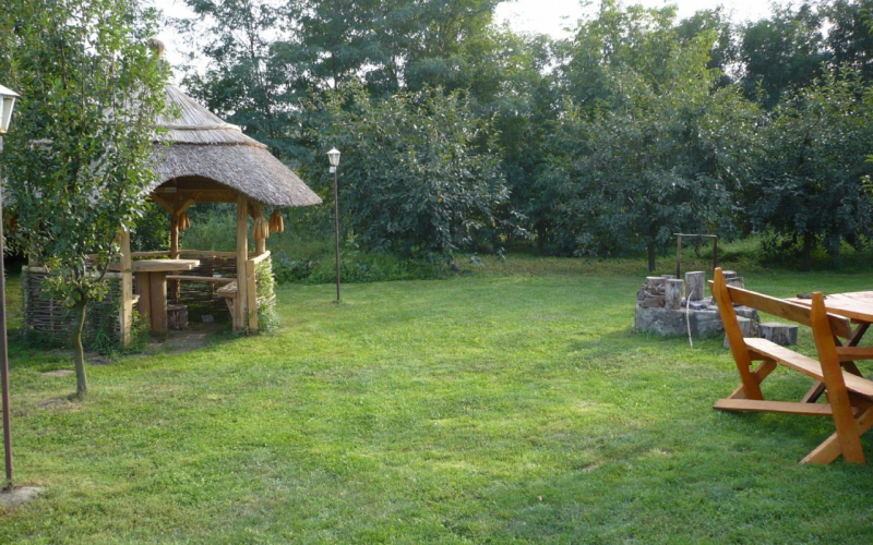 Lakatos Vendégház - Panyola