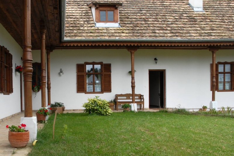 Matievics Családi Borászat és Vendégház - Szálka