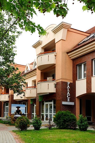 Mátyás Apartmanok
