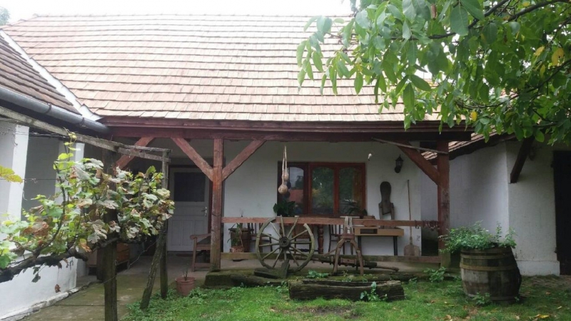 Mikula Porta