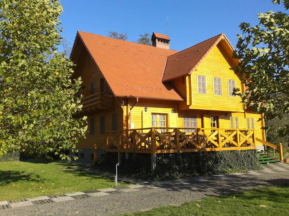 Natura Panzió - Homokbödöge
