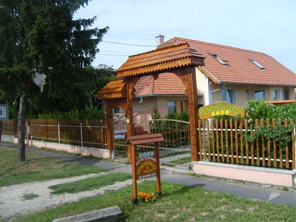 Négy Évszak Vendégház