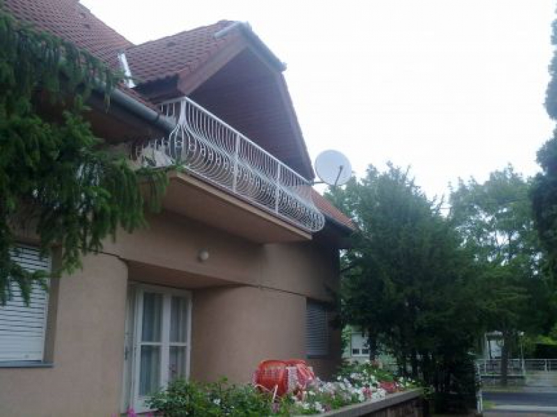 Pávics Apartmanház - Balatonboglár