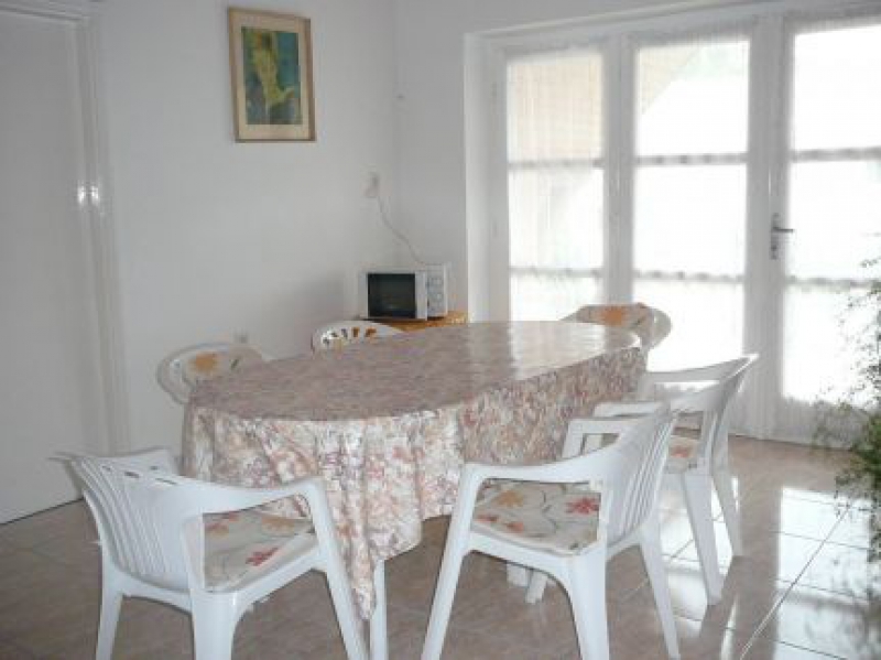 Pávics Apartmanház - Balatonboglár
