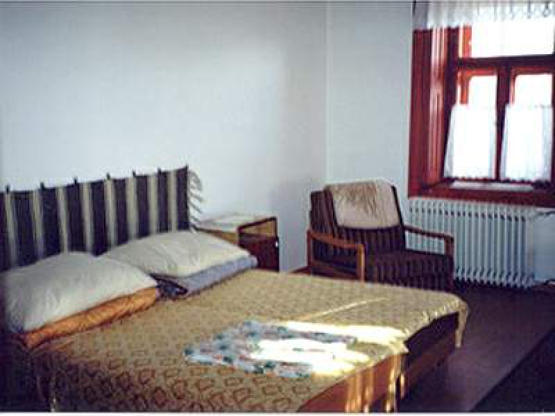 Rozs-A Vendégház - Sárazsadány