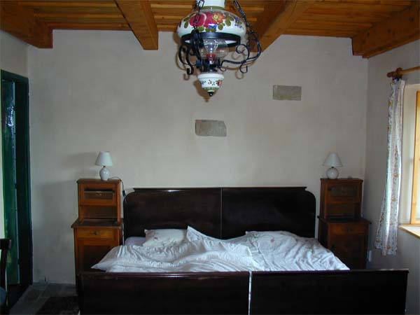 SágHáz alkotó- és pihenőház - Bakonyság