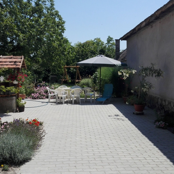 Sugovica Vendégház - Szeremle