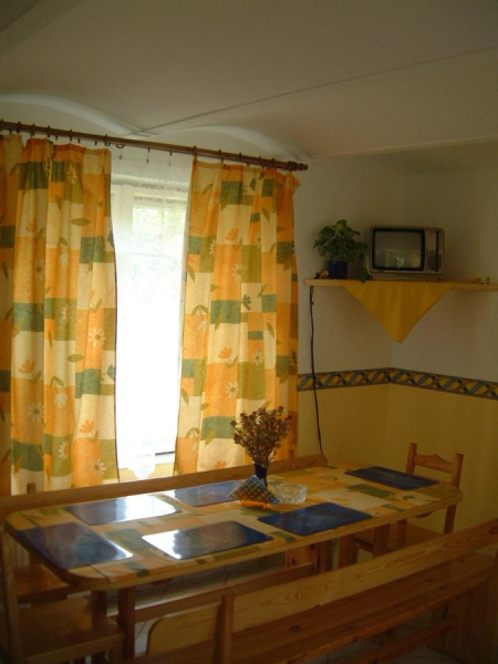 Szarvasszálló Vendégház - Magyarszombatfa
