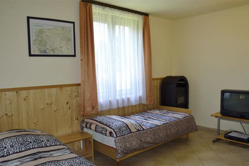 Tópart Apartman - Diósjenő