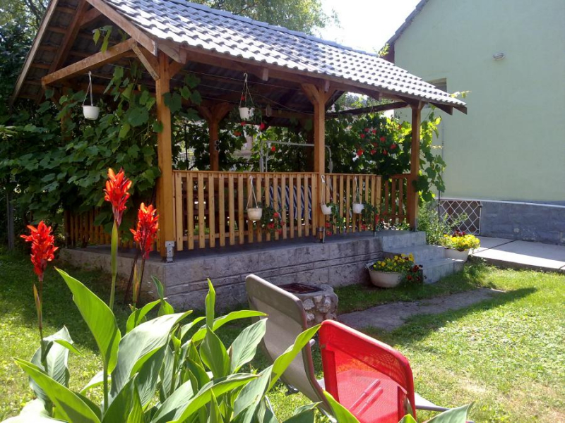 Zöld Vendégház - Csernely
